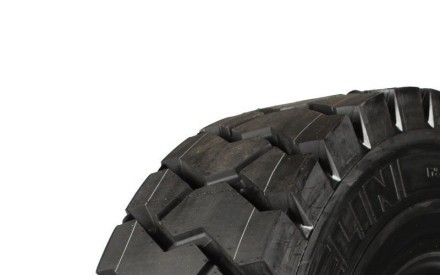 Agroindustriale Michelin 7.00R15 MICHELIN XZM 143A5 IND-5 TL DOT16  / R15
